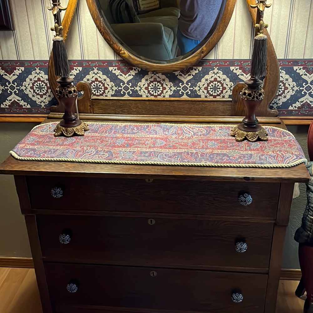 Table Runner